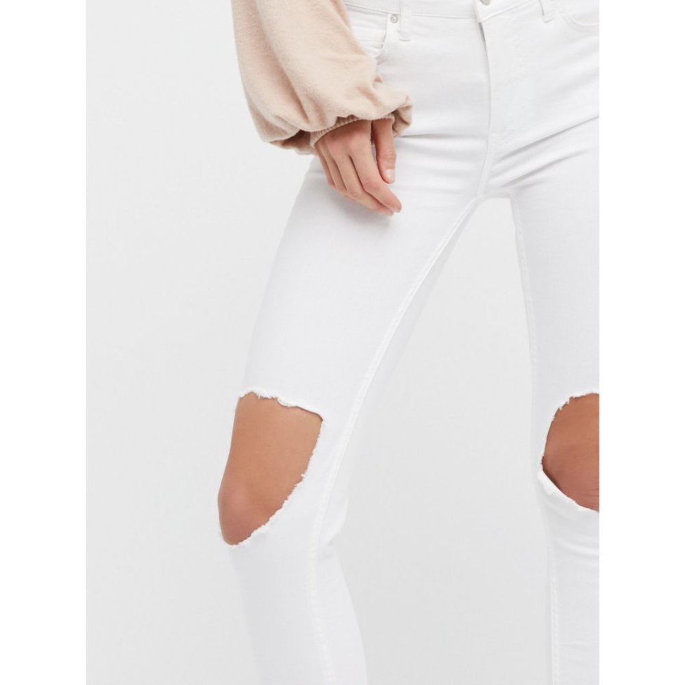 NWT Free People Busted Knee Skinny Jean / White - Picture 4 of 7